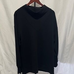 Varley Midnight Black Pullover
